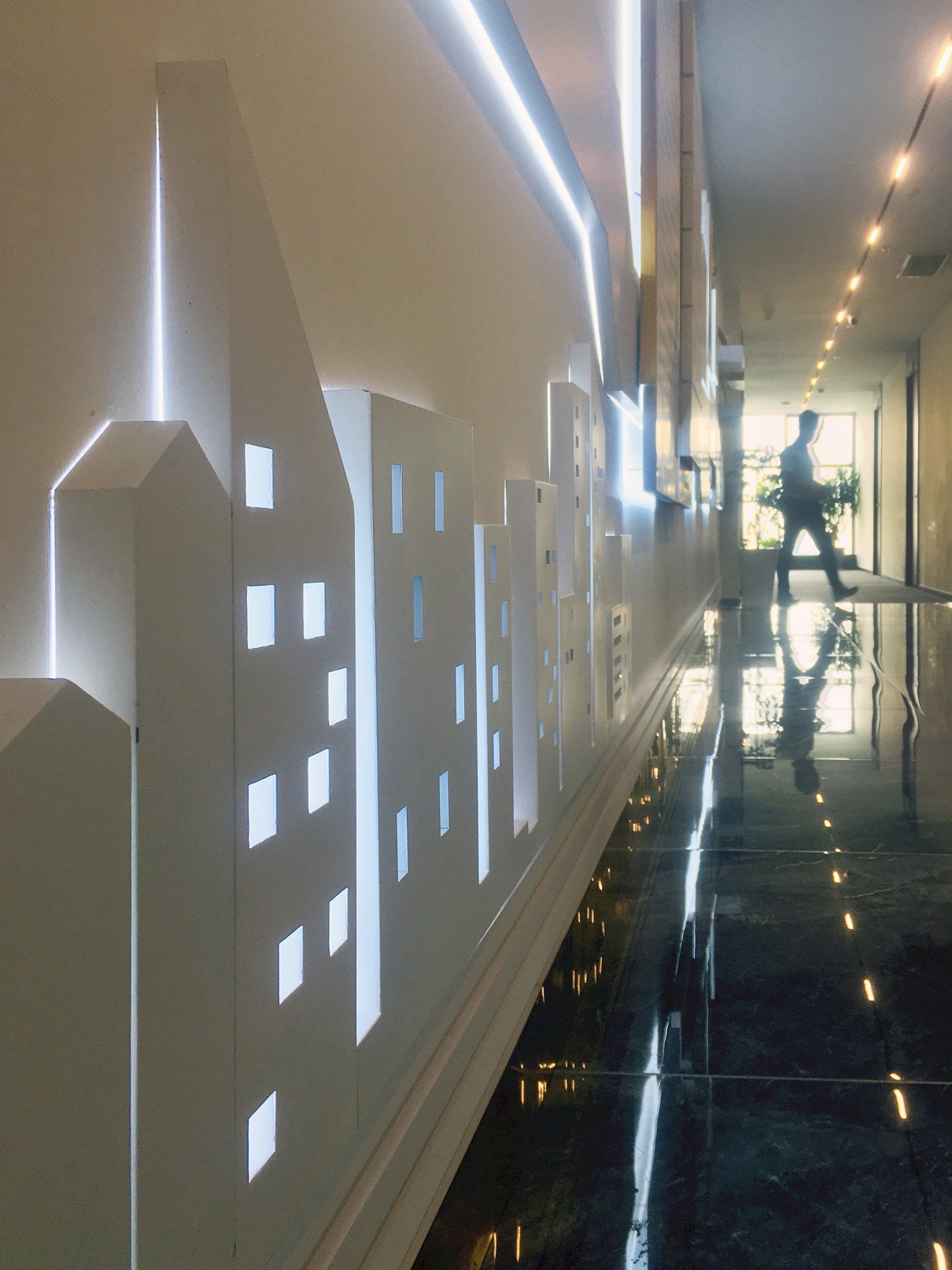 大厅走廊-小图.jpg 大厅走廊-小图.jpg