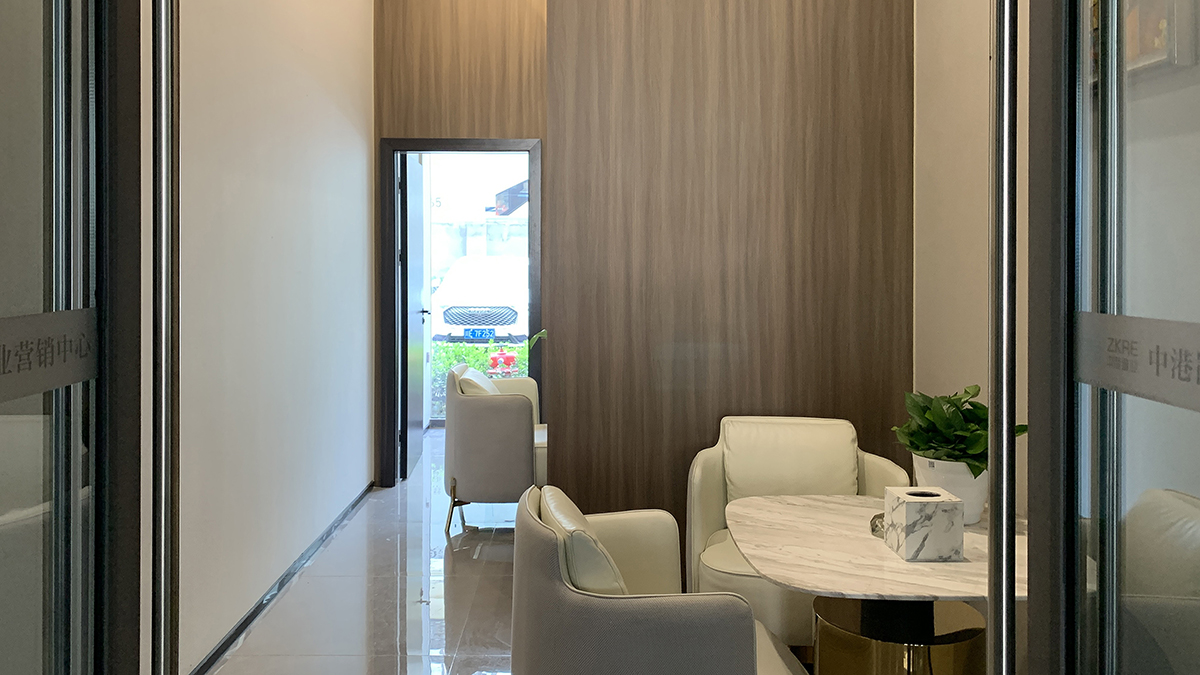 成都中港置业售楼部大厅装修效果图5 成都中港置业售楼部大厅装修效果图5